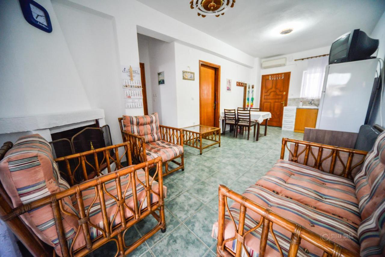 Apartman Porto Blue Lux Пефкохори Экстерьер фото